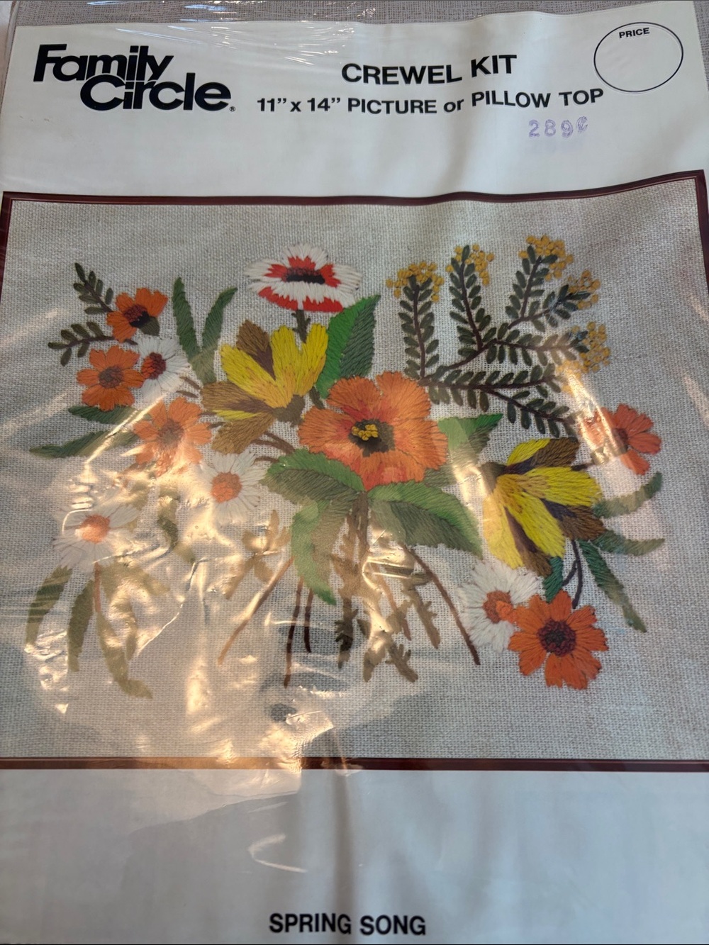 Vintage NWT Family Circle Crewel Kit "Spring Song" Floral Full Kit! Cottagecore - Picture 4 of 6